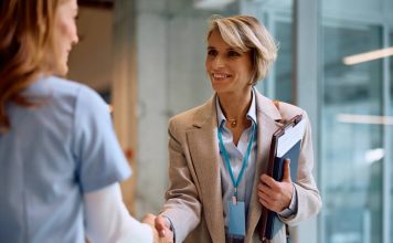 Comment construire une carrière solide dans le secteur du commerce ?