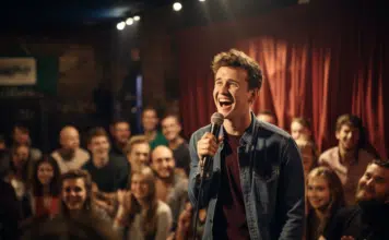Devenir humoriste : astuces et étapes pour réussir dans le stand-up